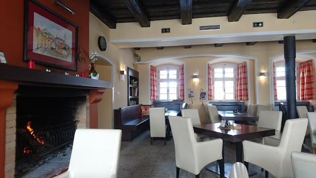 The Old Clubhouse Restaurant